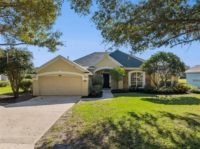 $475,000 | 23518 Oak Prairie Circle, Sorrento, FL 32776
