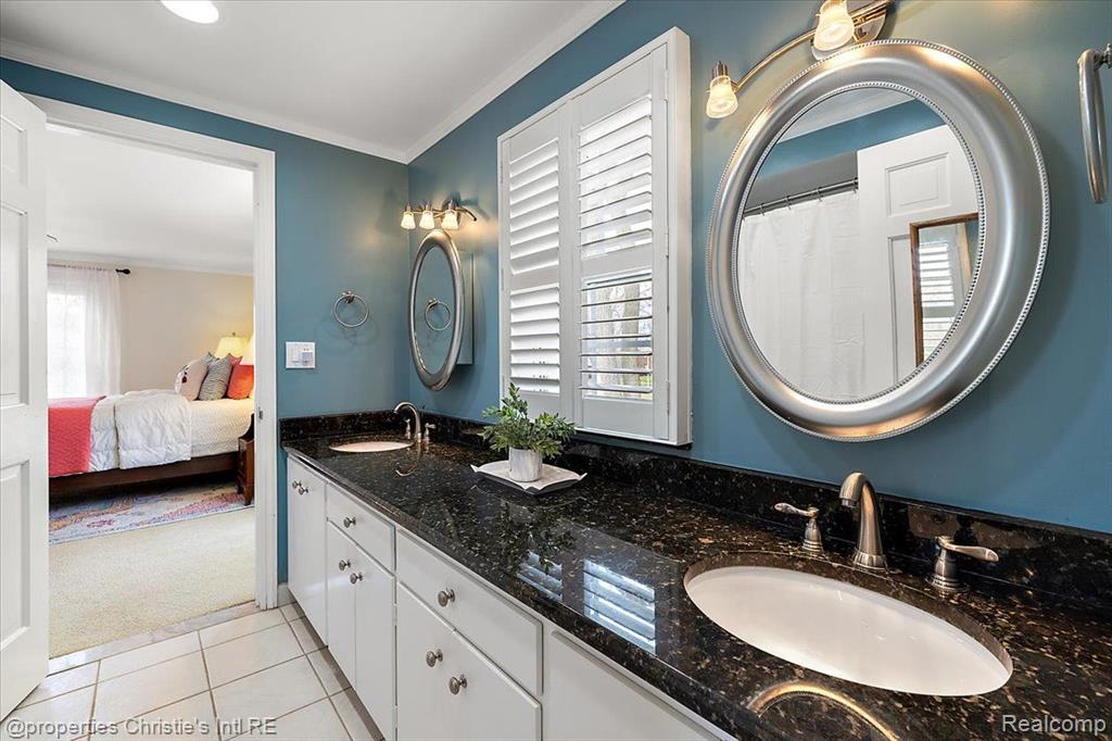 536 Middlesex Road Grosse Pointe Park, MI 48230 - Photo 26 of 47