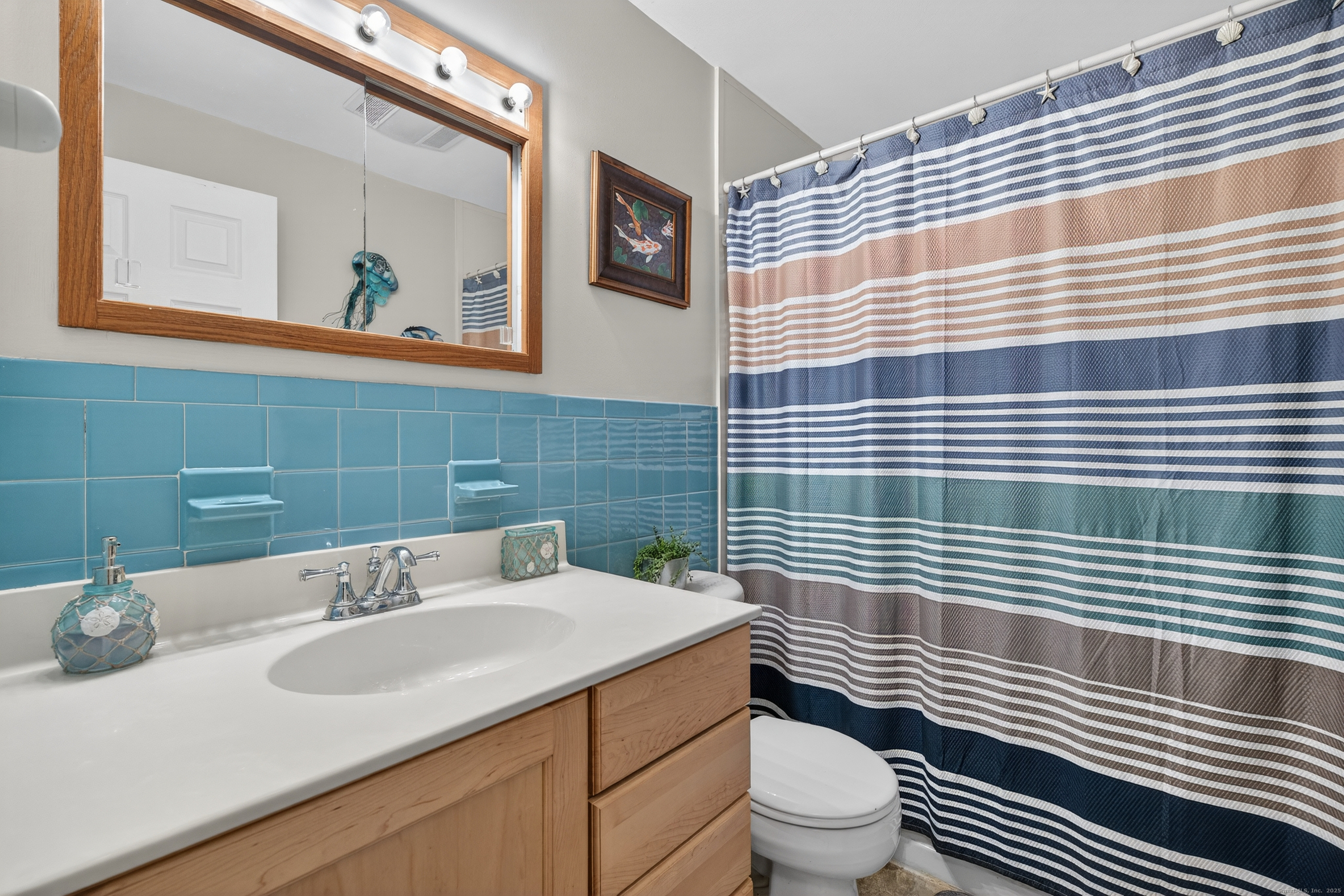 91 Highview Terrace Middletown, CT 06457 - Photo 29 of 39 a bathroom with a sink toilet and shower