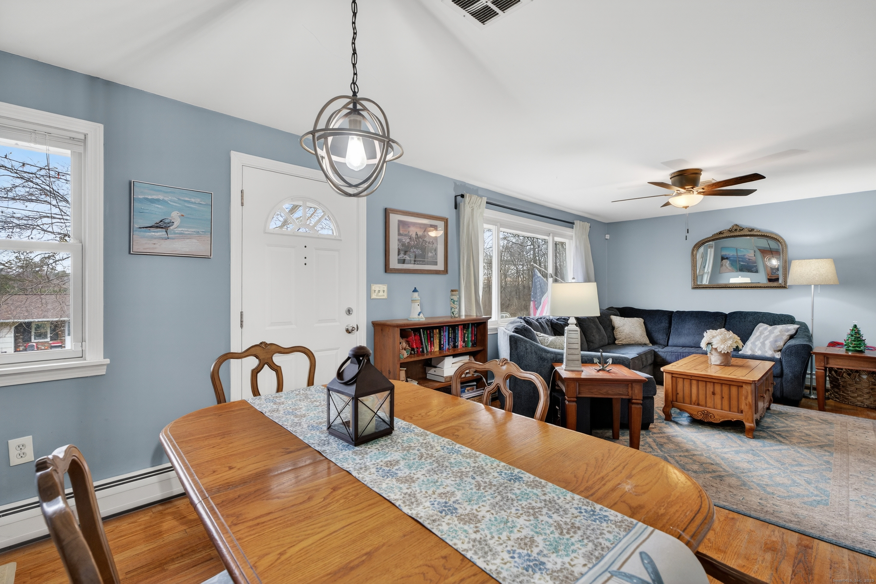 91 Highview Terrace Middletown, CT 06457 - Photo 8 of 39 a living room with furniture kitchen view and a window