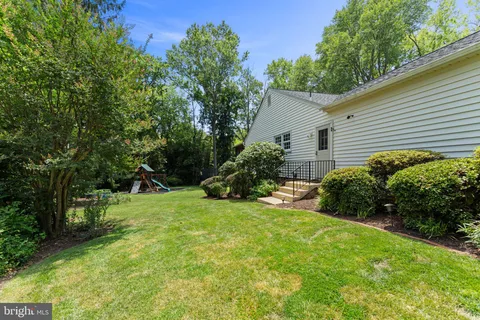 $999,900 | 7814 Elba Road, Alexandria, VA 22306