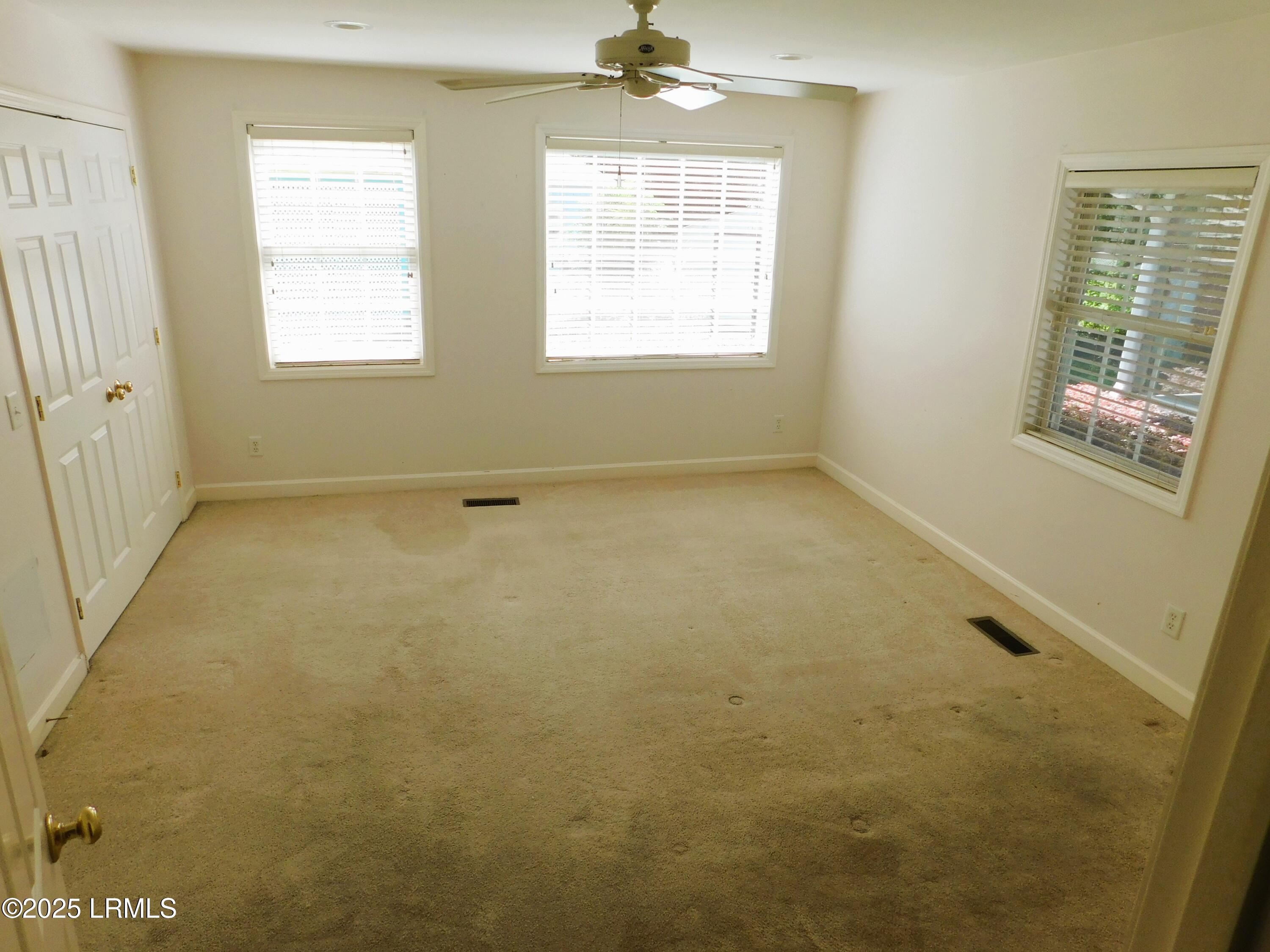 1507 Battery Creek Road Beaufort, SC 29902 - Photo 20 of 33 Master Bedroom
