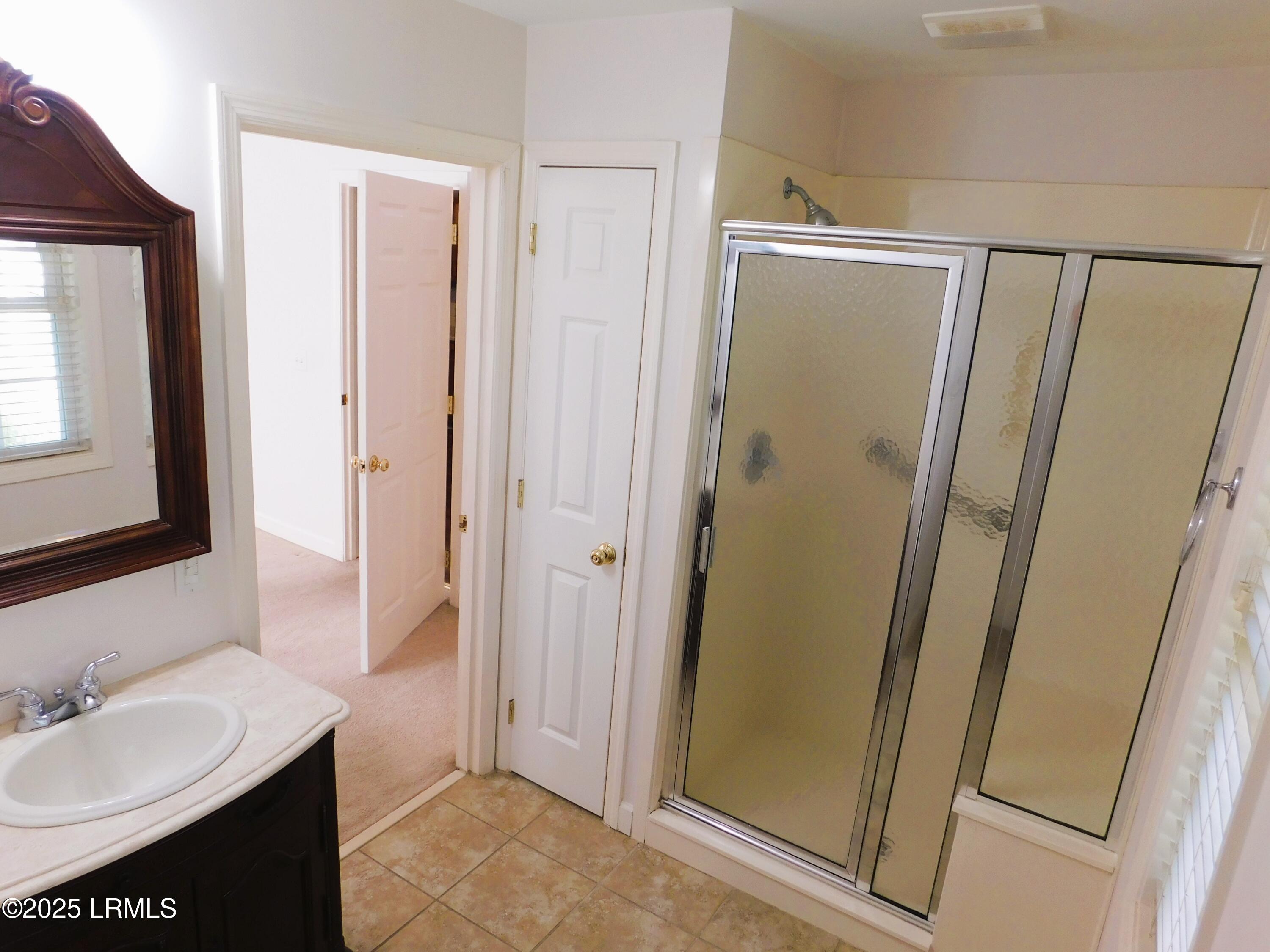 1507 Battery Creek Road Beaufort, SC 29902 - Photo 21 of 33 Master Bath