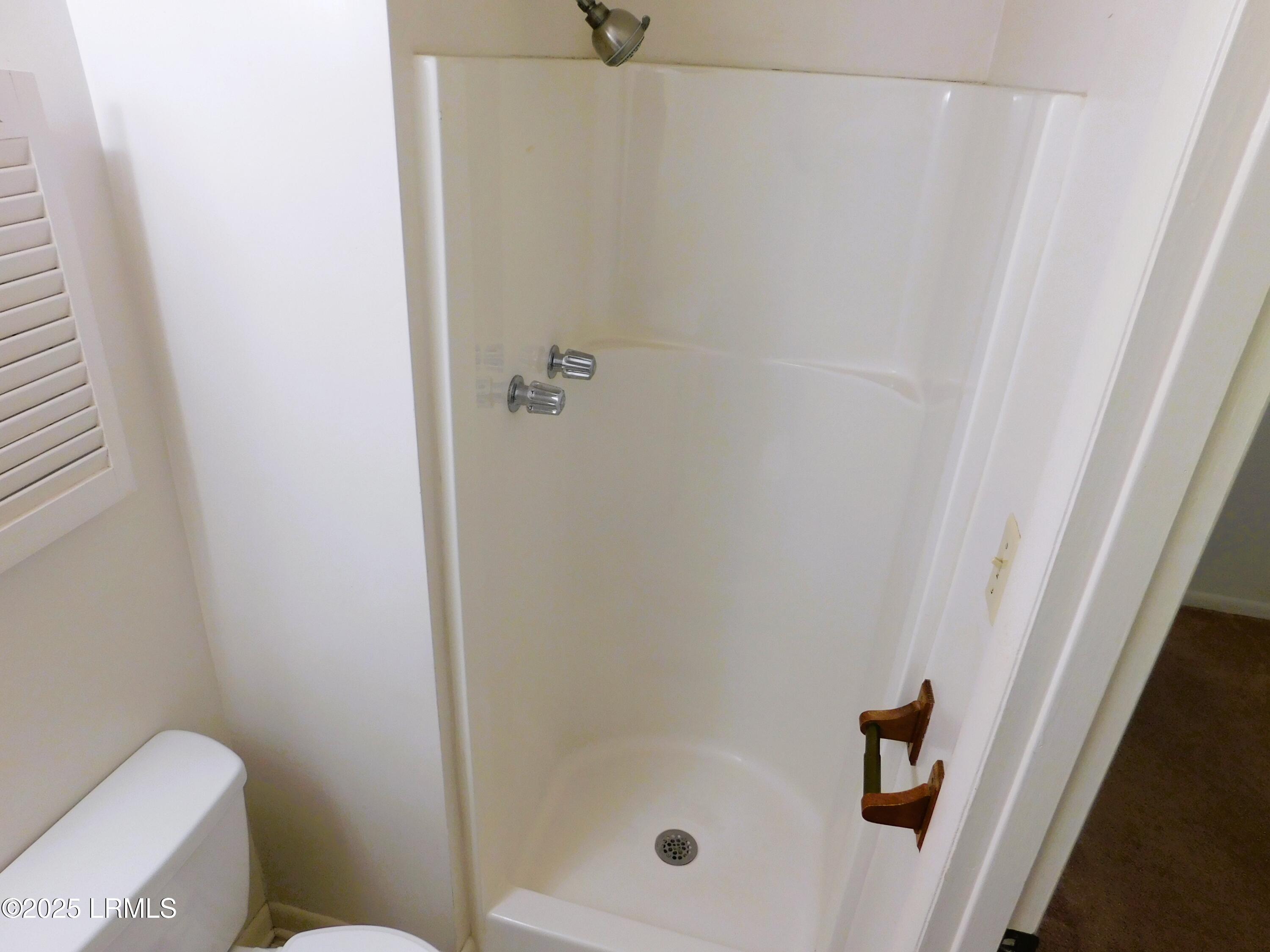 1507 Battery Creek Road Beaufort, SC 29902 - Photo 26 of 33 Bath 2