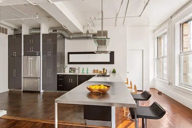 $2,995,000 | 9 Murray Street, Unit 5SE | TriBeCa