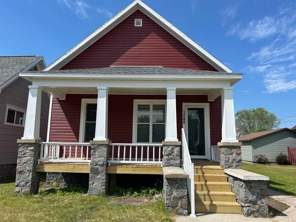 $154,900 | 1440 Garfield Avenue, Marinette, WI 54143