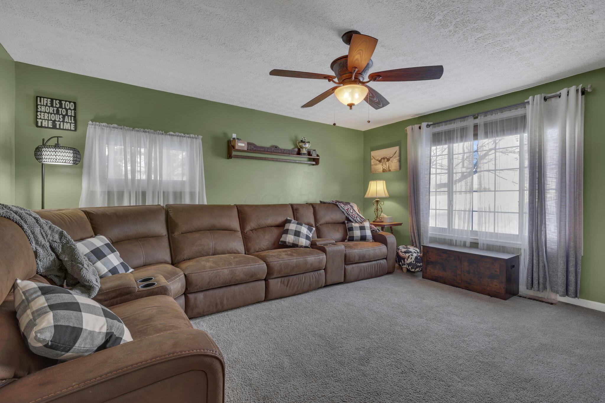 760 Lake Road Southeast Lancaster, OH 43130 - Photo 5 of 60 7-web-or-mls-_S5A3760