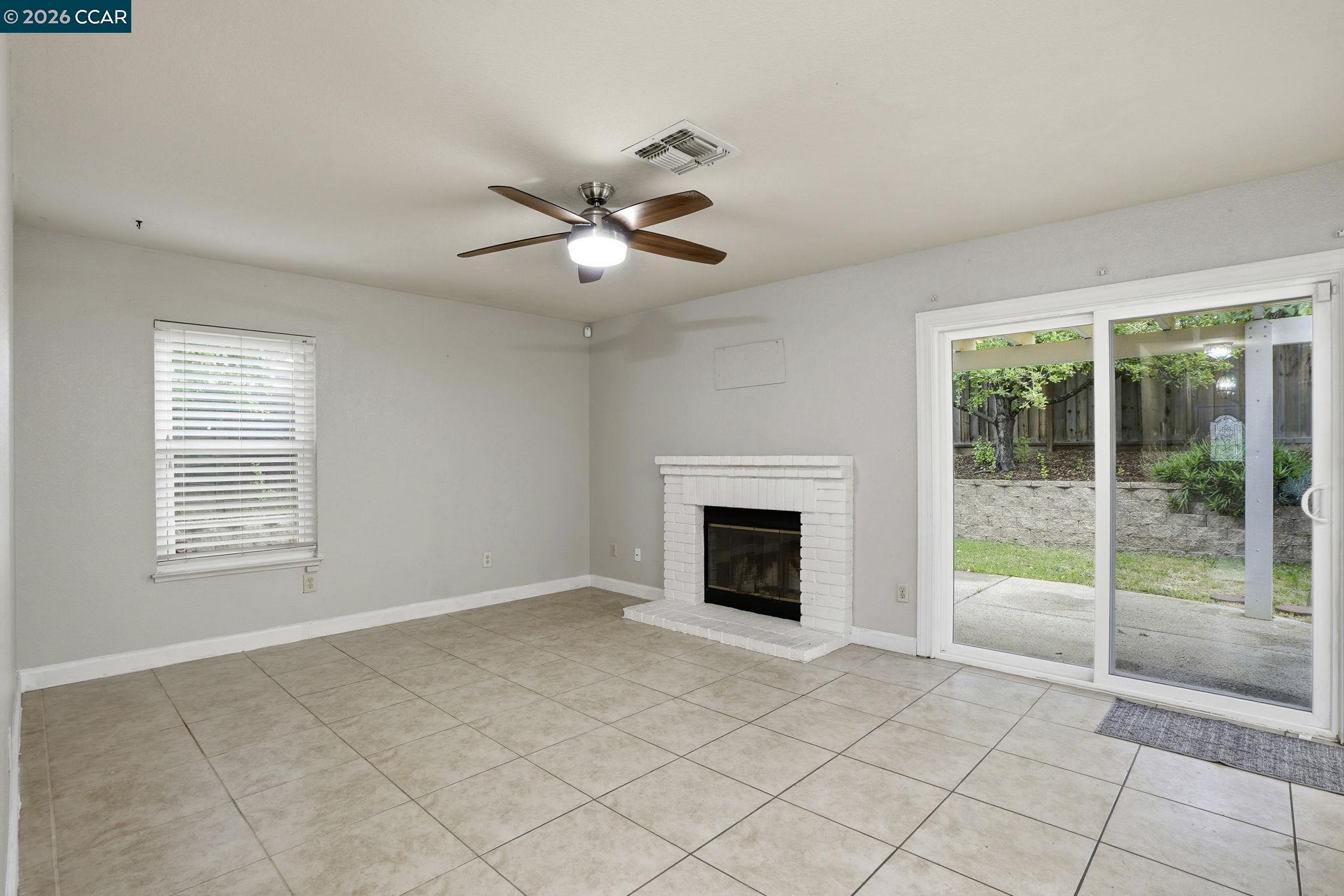 4512 Deer Ridge Way Antioch, CA 94531 - Photo 9 of 43