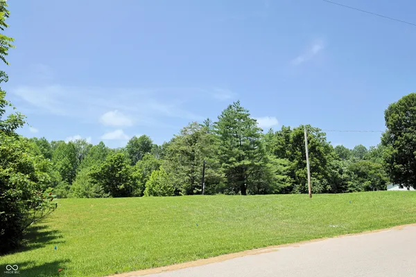$200,000 | 9950 South Chapel Hill Road, Heltonville, IN 47436