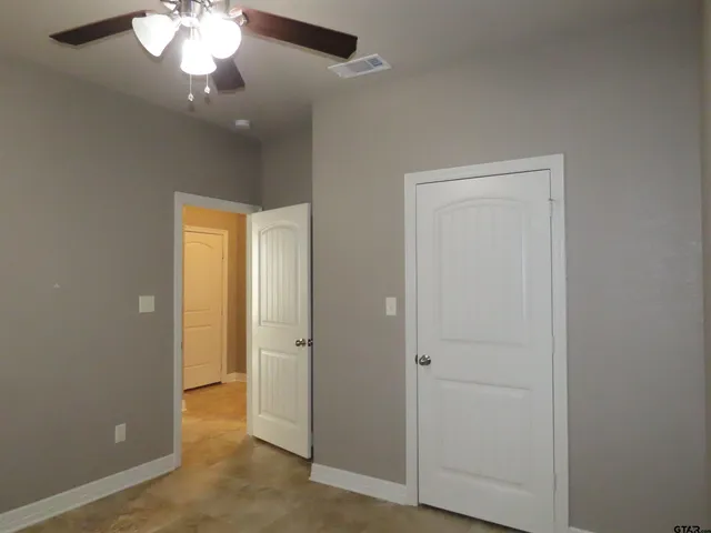 $1,900 | 15542 County Road 178, Tyler, TX 75703