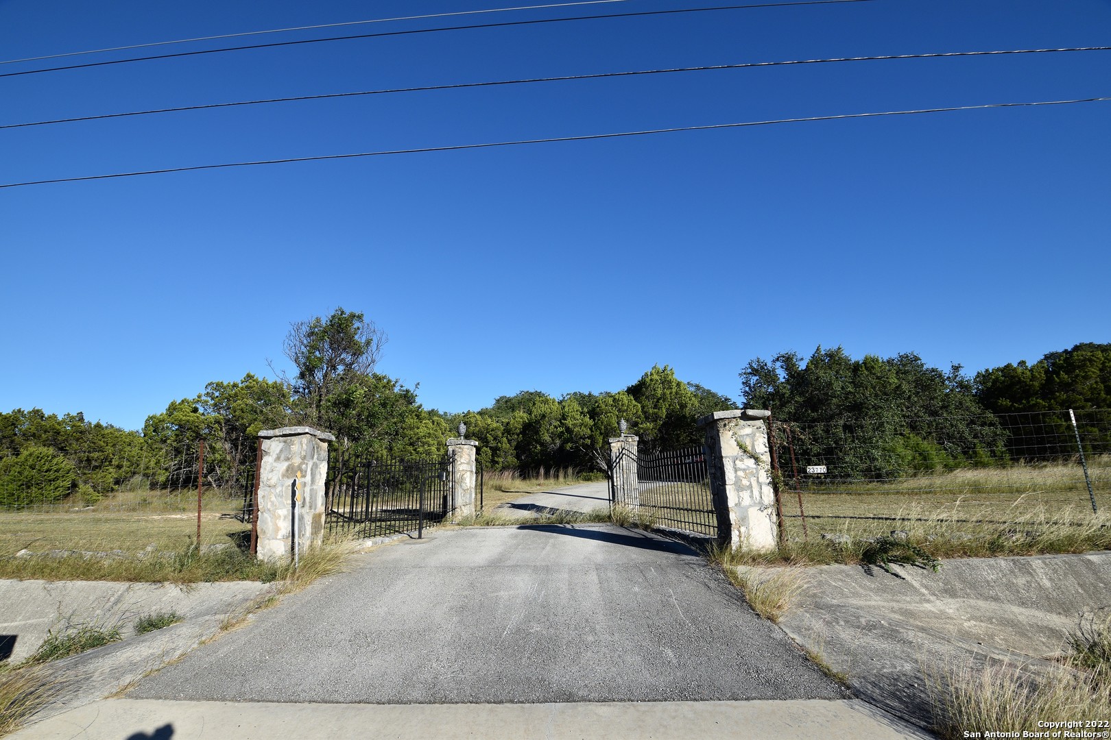 23770 Blanco Road San Antonio, TX 78260 - Photo 2 of 45