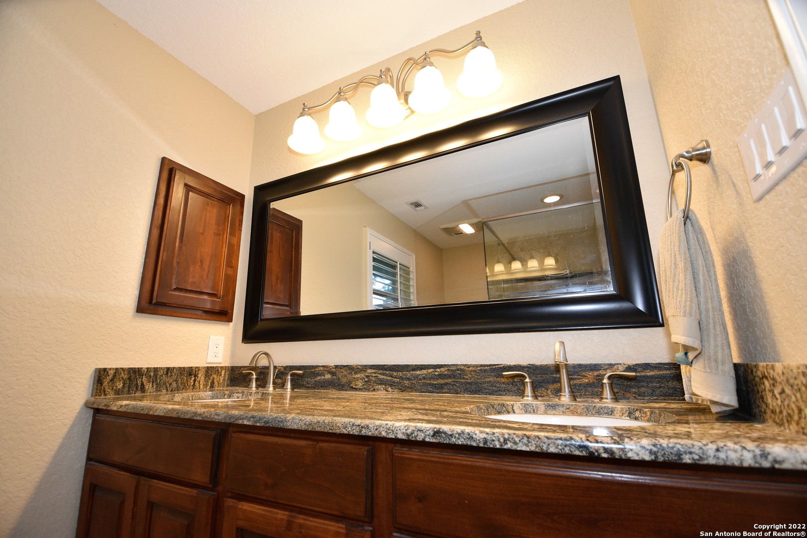 23770 Blanco Road San Antonio, TX 78260 - Photo 36 of 45