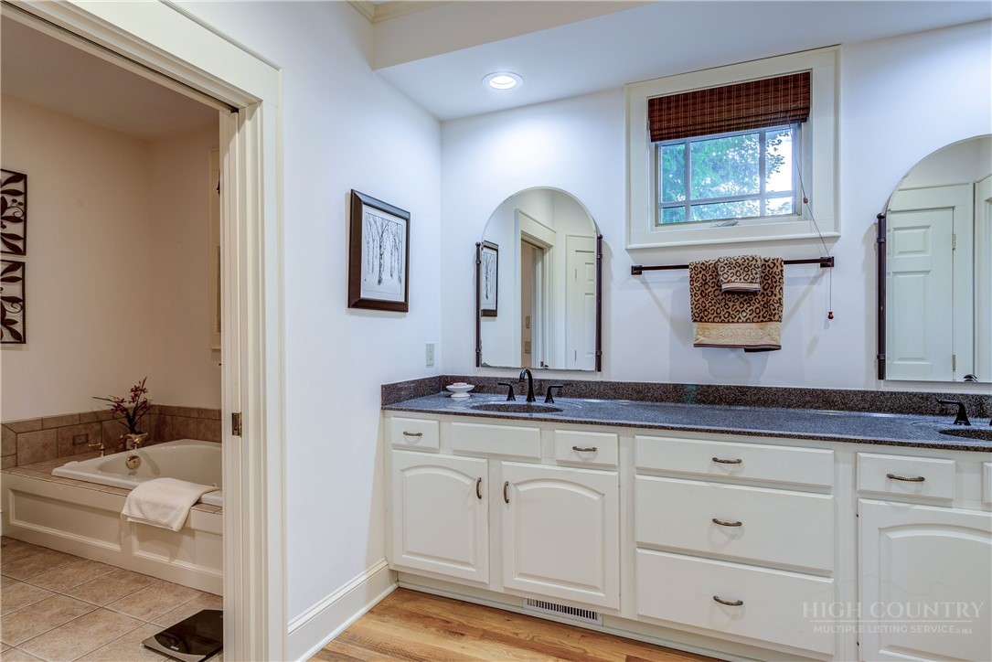 180 Sugar Maple Lane, Unit B3 Boone, NC 28607 - Photo 28 of 36