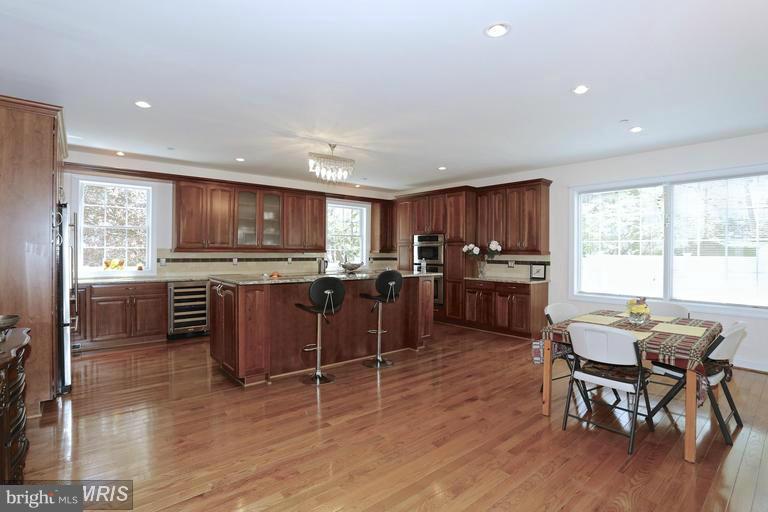 9122 Friars Road Bethesda, MD 20817 - Photo 12 of 30 Kitchen