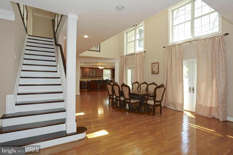 9122 Friars Road Bethesda, MD 20817 - Photo 16 of 30 Interior (General)