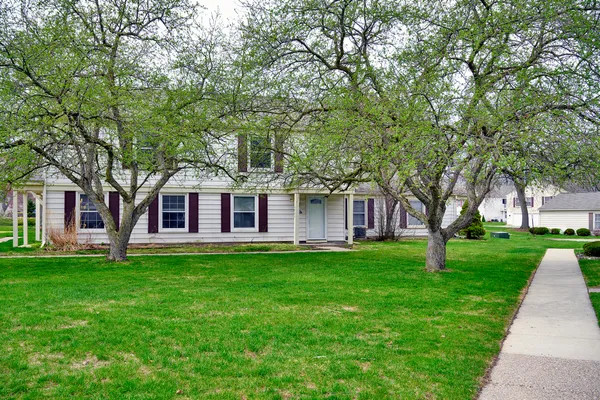 $130,000 | 2806 Stoney Ridge Drive, Lake Orion, MI 48360