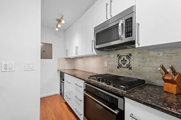 $130,000 | 2806 Stoney Ridge Drive, Lake Orion, MI 48360