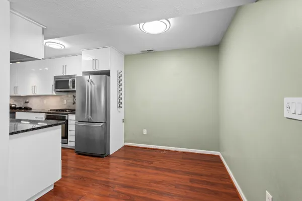 $130,000 | 2806 Stoney Ridge Drive, Lake Orion, MI 48360