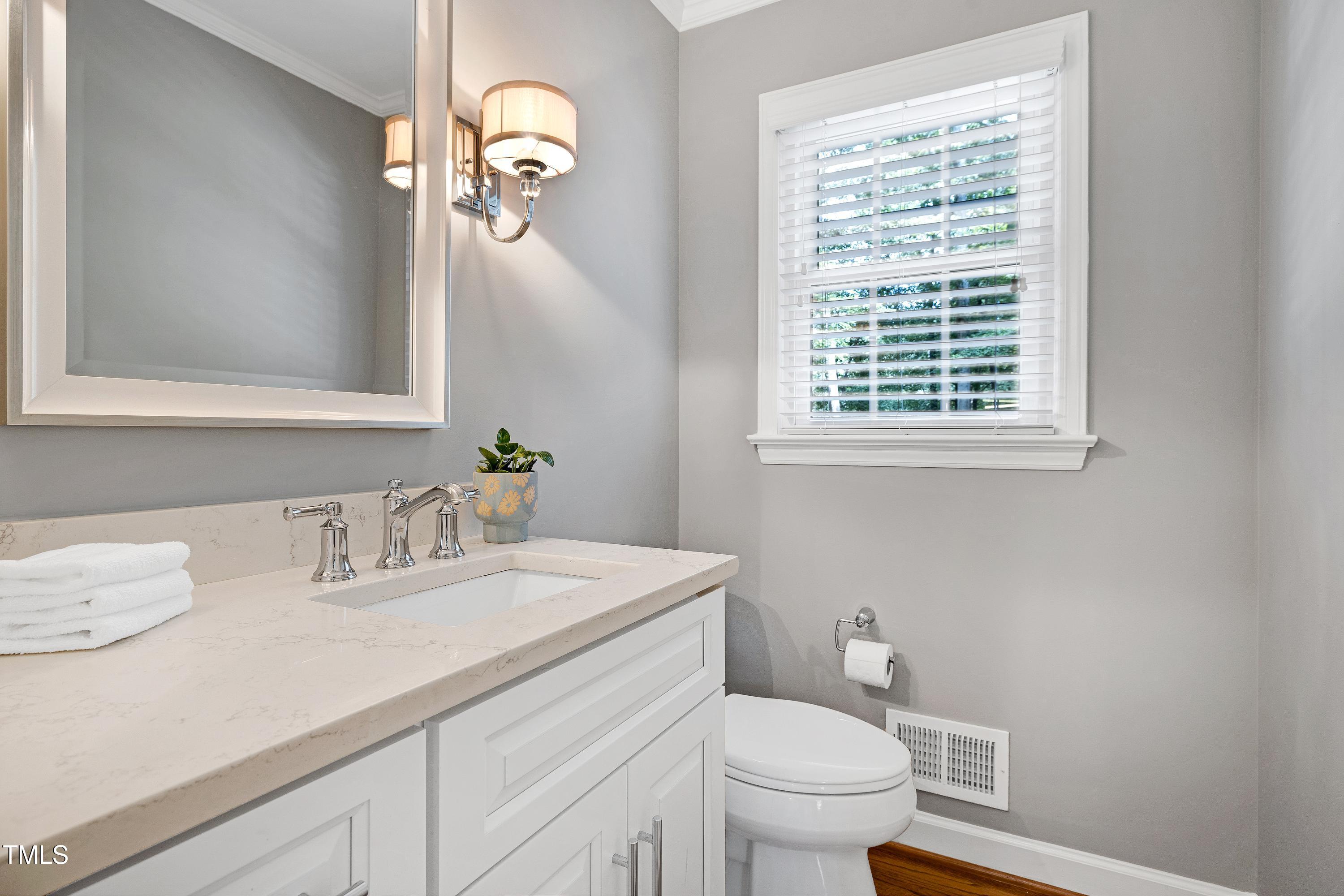 918 Collins Drive Raleigh, NC 27609 - Photo 31 of 72 _B5A4886-3000