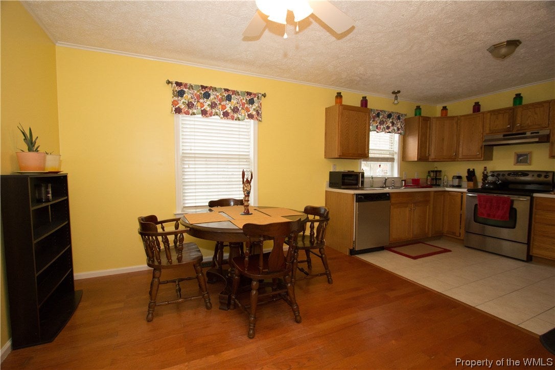 332 Riverside Drive Lanexa, VA 23089 - Photo 12 of 29 Gallery Image 12