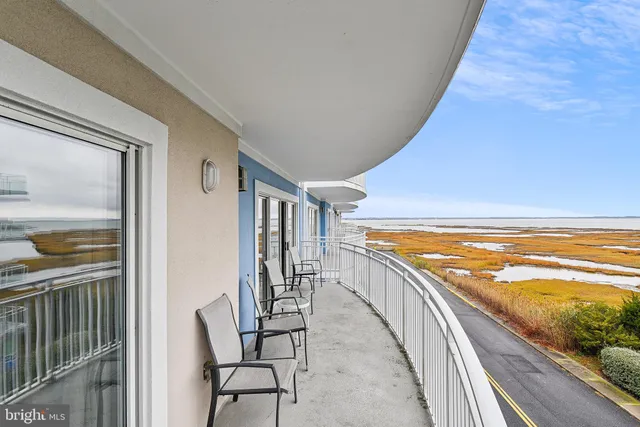 $625,000 | 111 76th Street, Unit 304, Ocean City, MD 21842