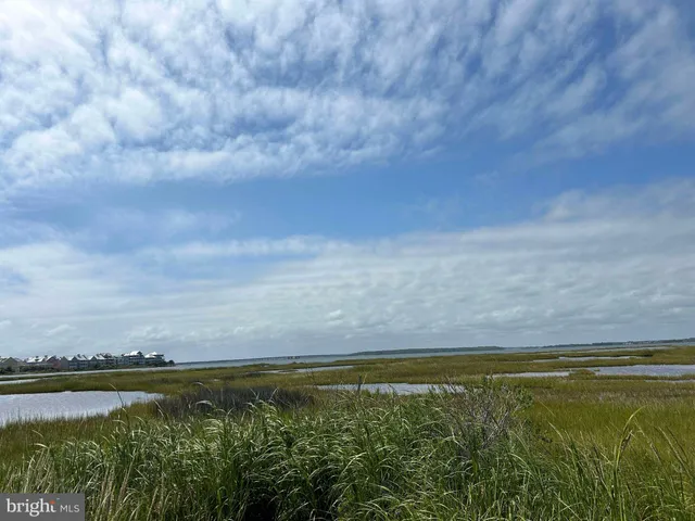 $625,000 | 111 76th Street, Unit 304, Ocean City, MD 21842