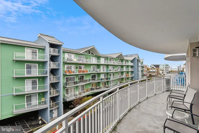 $625,000 | 111 76th Street, Unit 304, Ocean City, MD 21842