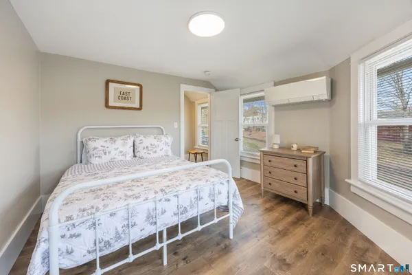 $2,500 | 3 A Main Street, Essex, CT 06409