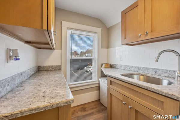 $2,500 | 3 A Main Street, Essex, CT 06409