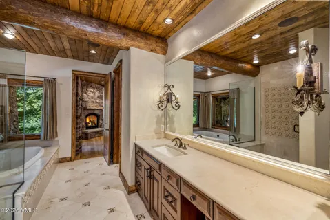 $24,000,000 | 1452 Buffehr Creek Road, Vail, CO 81657