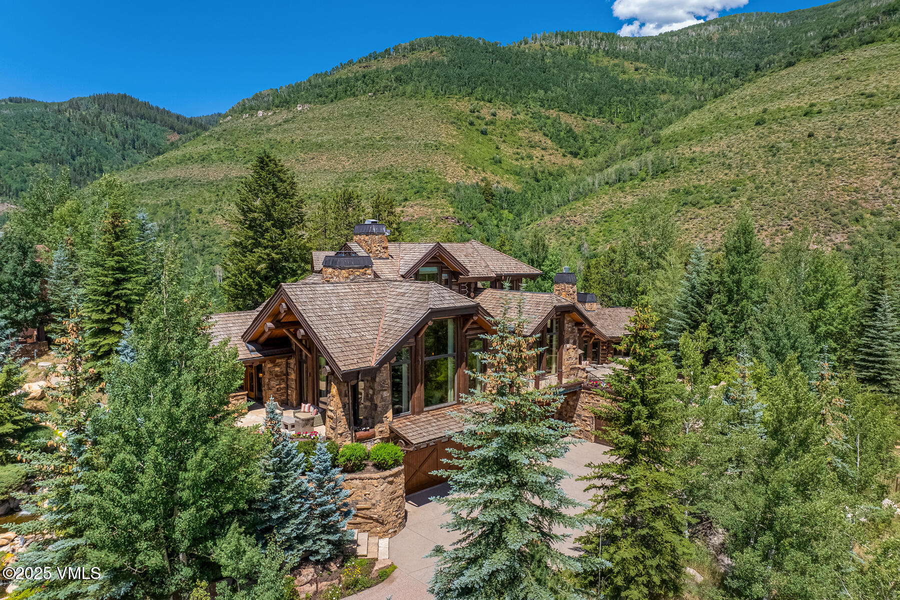 1452 Buffehr Creek Road Vail, CO 81657 - Photo 19 of 76 15