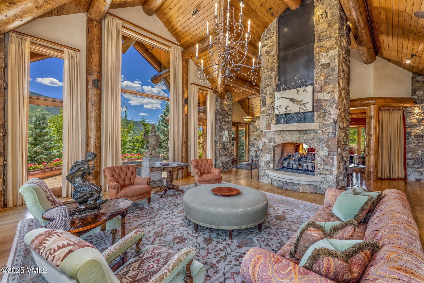 1452 Buffehr Creek Road Vail, CO 81657 - Photo 5 of 76 138A8079_1