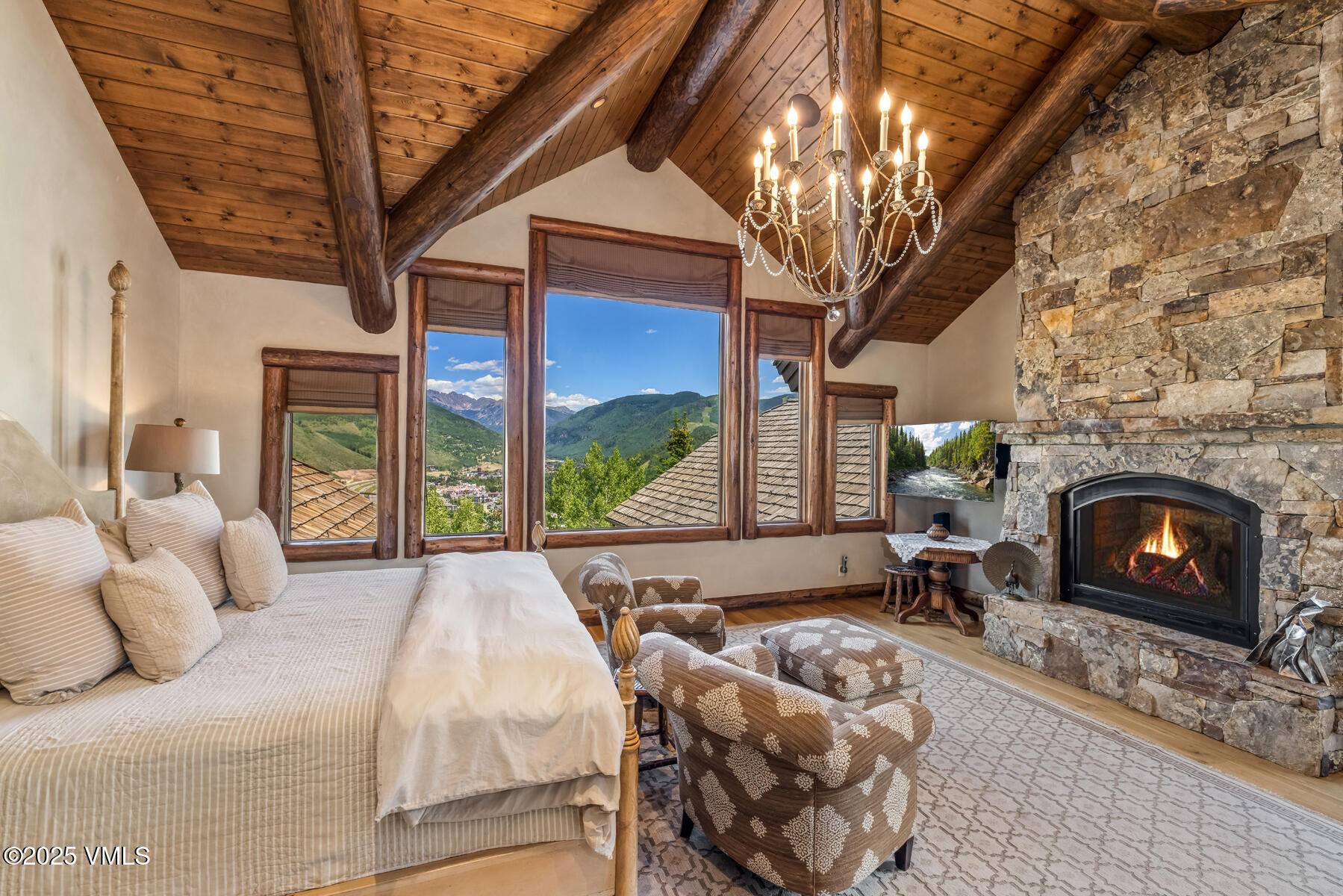 1452 Buffehr Creek Road Vail, CO 81657 - Photo 7 of 36 138A8647_1