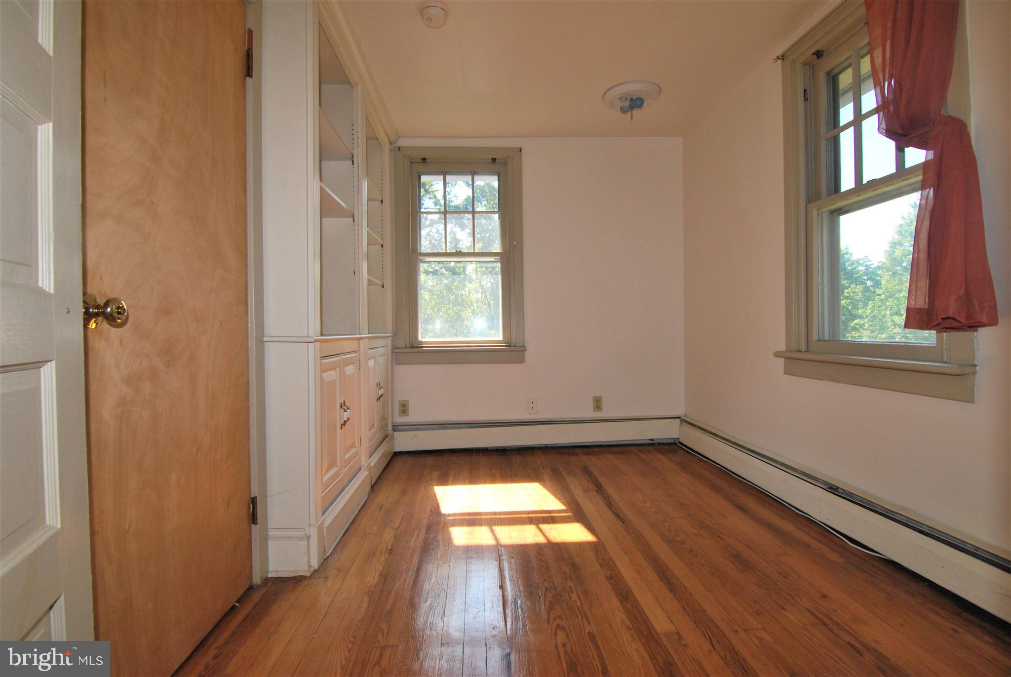 3437 Edison Furlong Road Furlong, PA 18925 - Photo 18 of 26 Built-In Bookshelves!