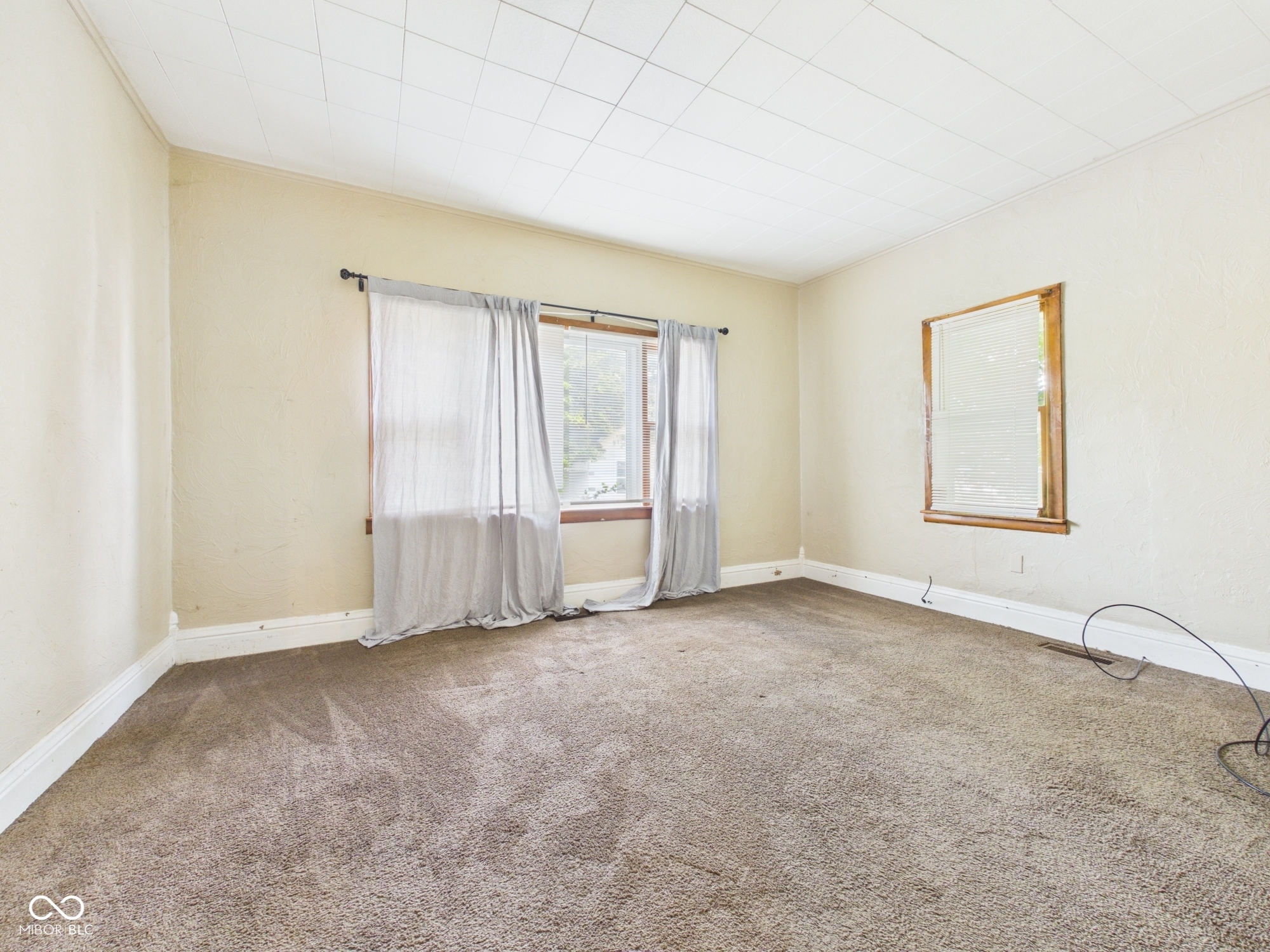 718 Ruddle Avenue Anderson, IN 46012 - Photo 7 of 20