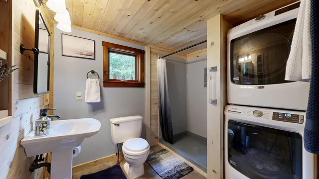 $445,000 | 16 Fire Road 801, Jefferson, ME 04348