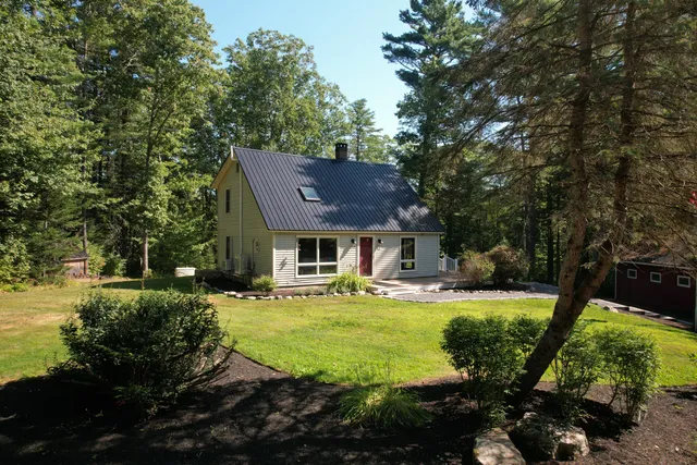 $445,000 | 16 Fire Road 801, Jefferson, ME 04348