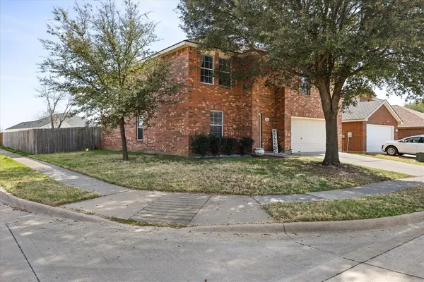 $310,000 | 941 Honey Locust Lane, Crowley, TX 76036