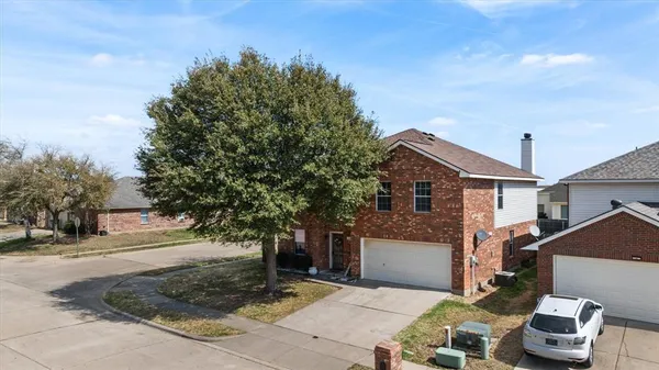 $310,000 | 941 Honey Locust Lane, Crowley, TX 76036