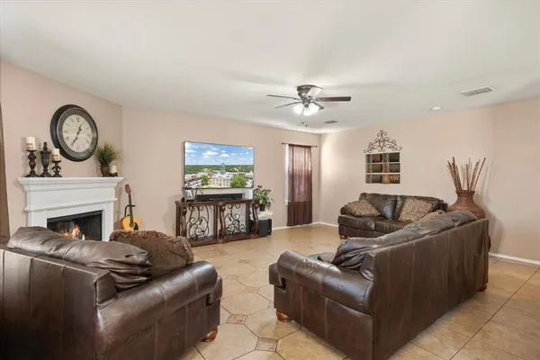 $310,000 | 941 Honey Locust Lane, Crowley, TX 76036