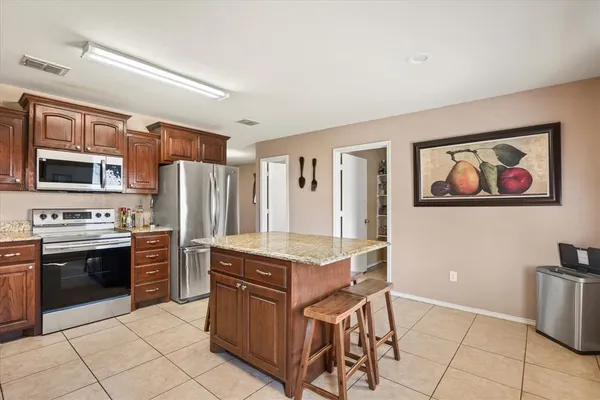 $310,000 | 941 Honey Locust Lane, Crowley, TX 76036