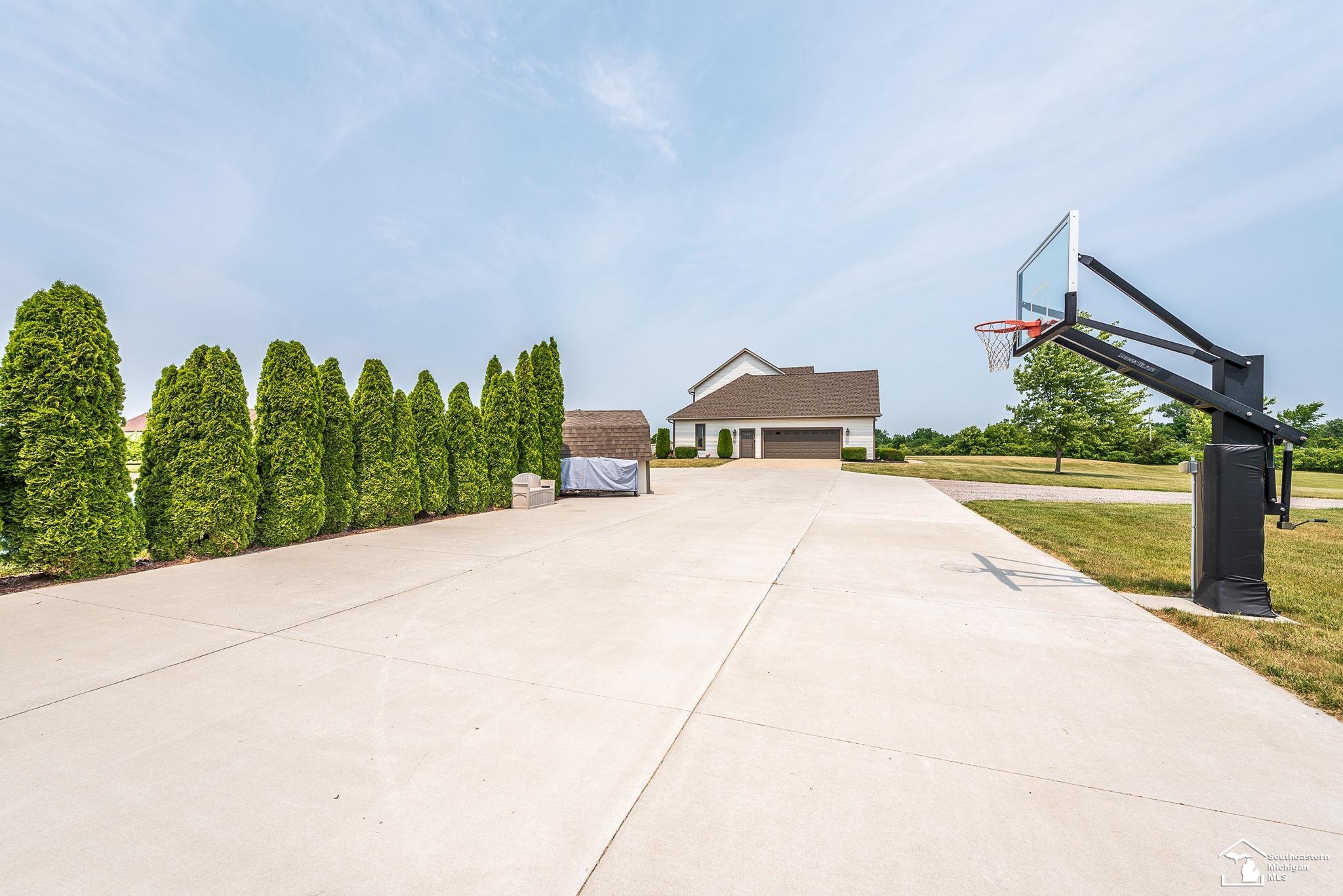 9789 Memorial Highway Riga, MI 49276 - Photo 45 of 68 50112241-44.JPG
