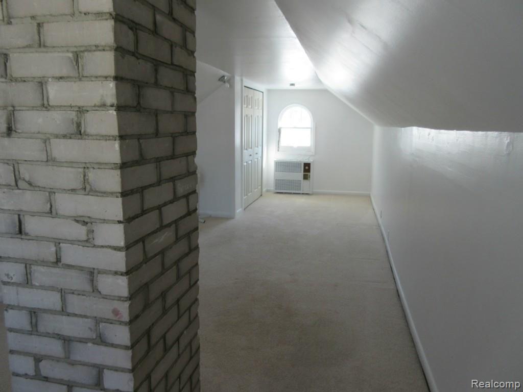 1135 Oak Street Rochester, MI 48307 - Photo 12 of 35