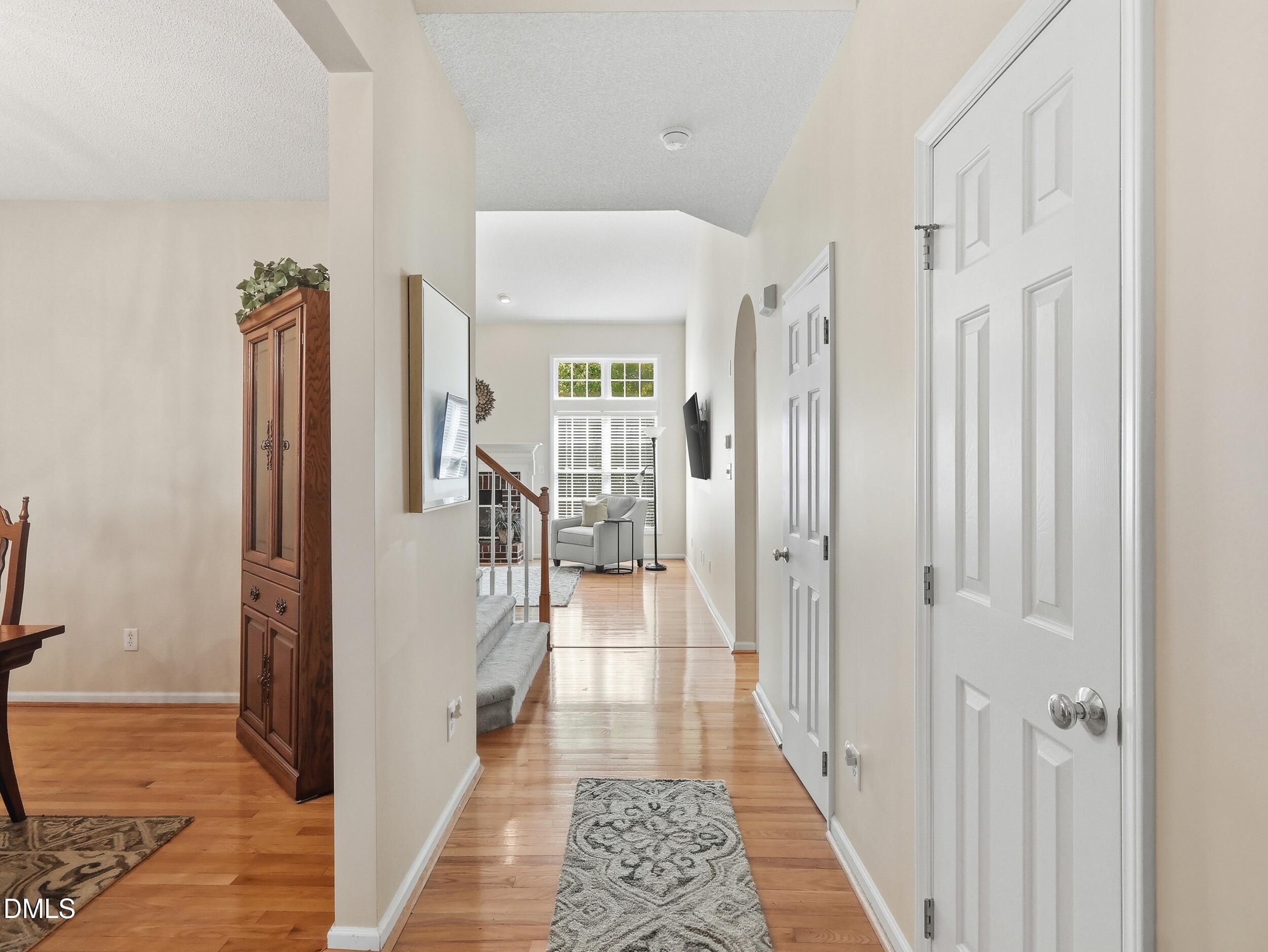 2309 Silver Lake Trail Raleigh, NC 27606 - Photo 15 of 22 25_img_2407