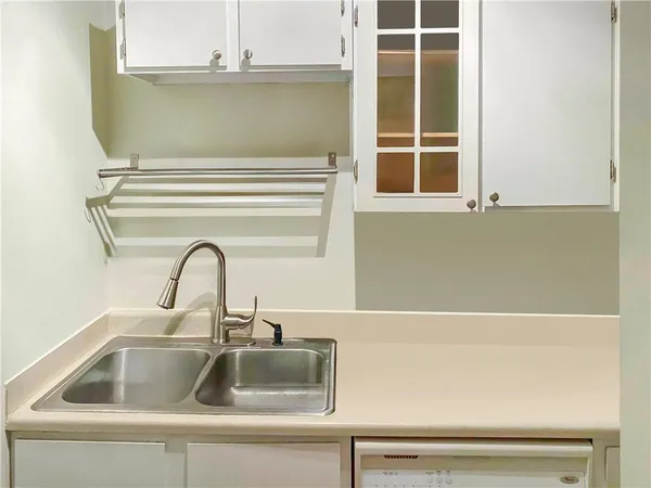 a close view of sink and tap