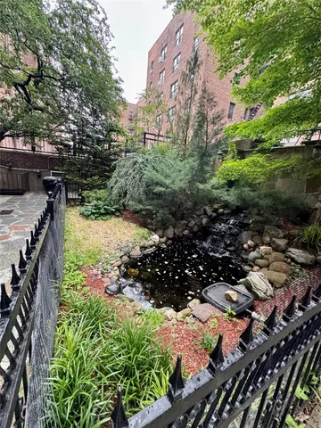 $450,000 | 37-27 86th Street, Unit 3D | Jackson Heights