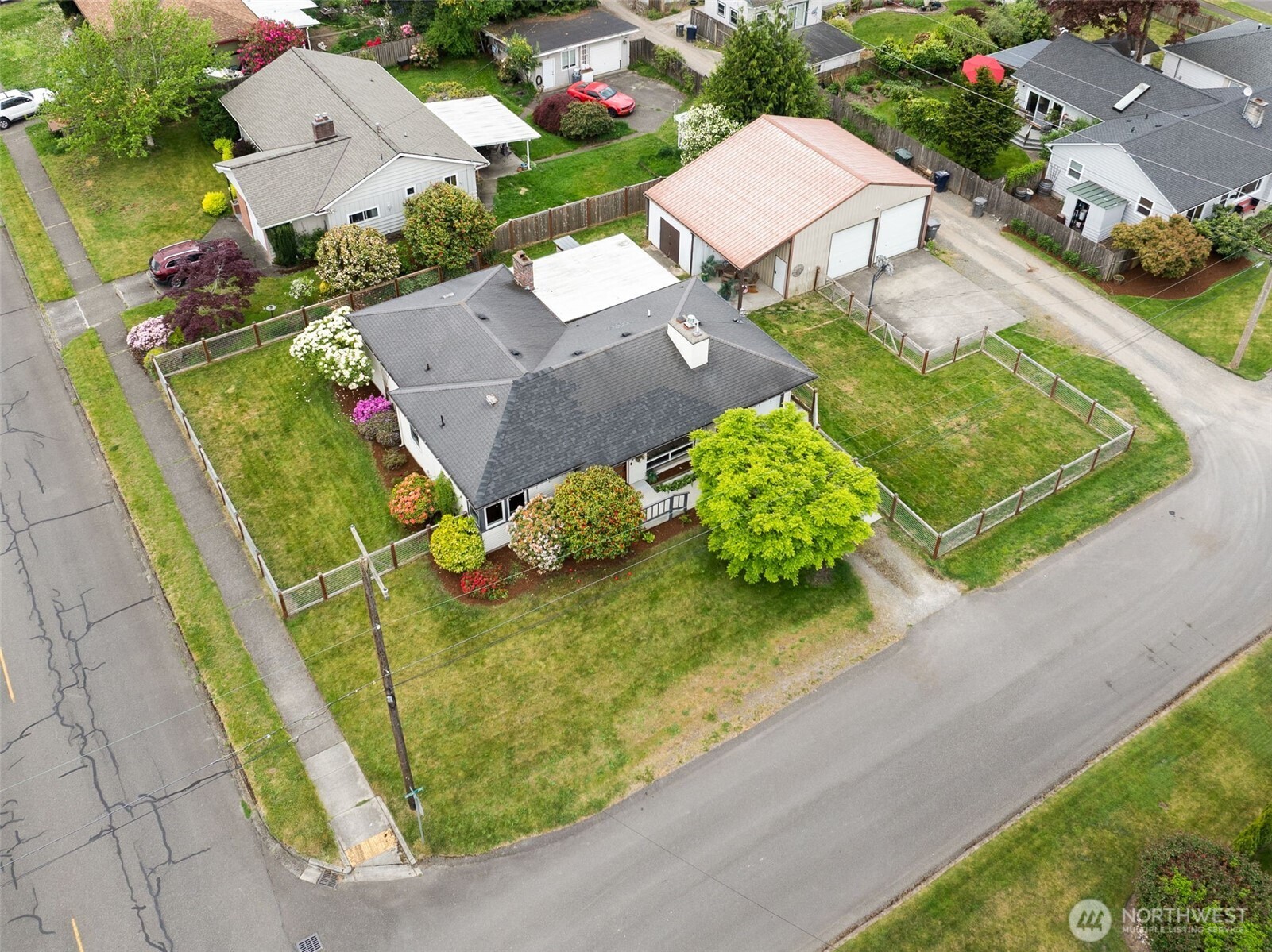 2314 Initial Avenue Enumclaw, WA 98022 - Photo 4 of 40