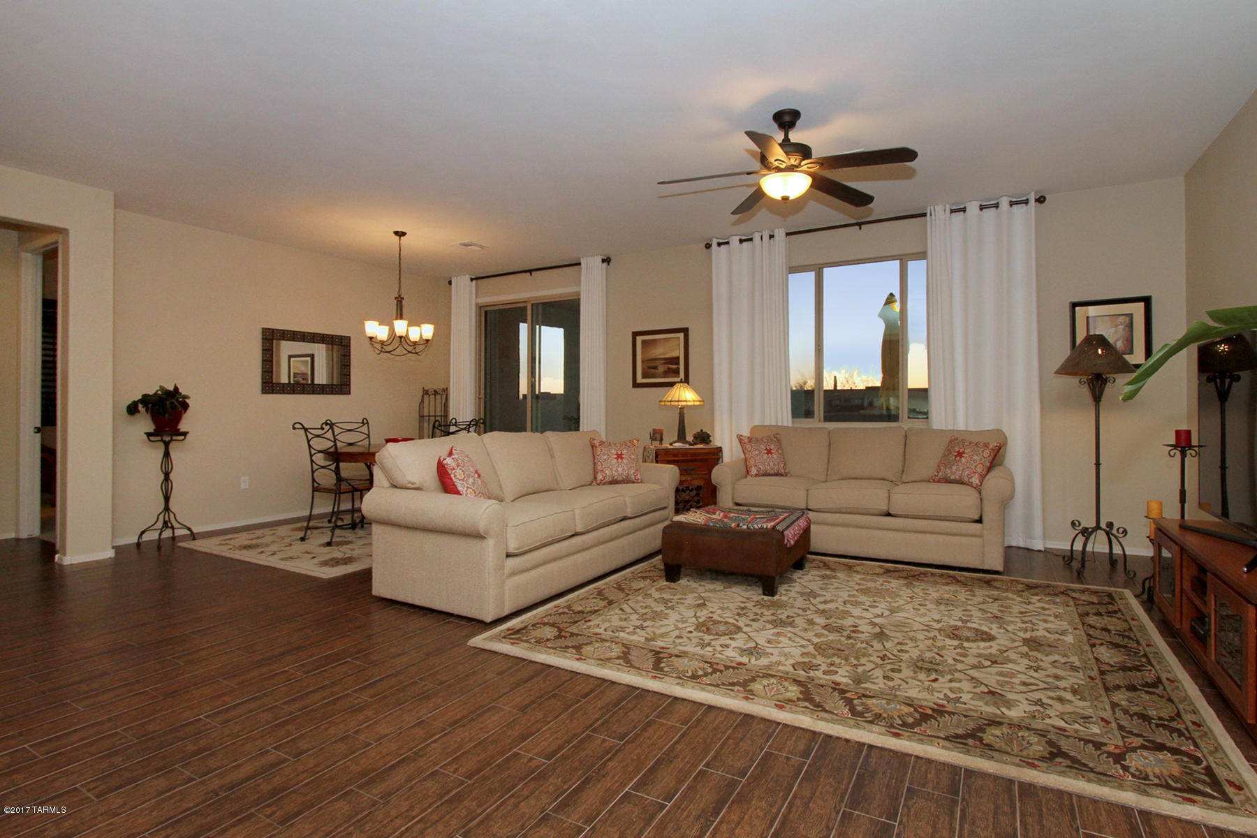 3890 South Corte Rana Rica Tucson, AZ 85730 - Photo 3 of 20 Gallery Image 3