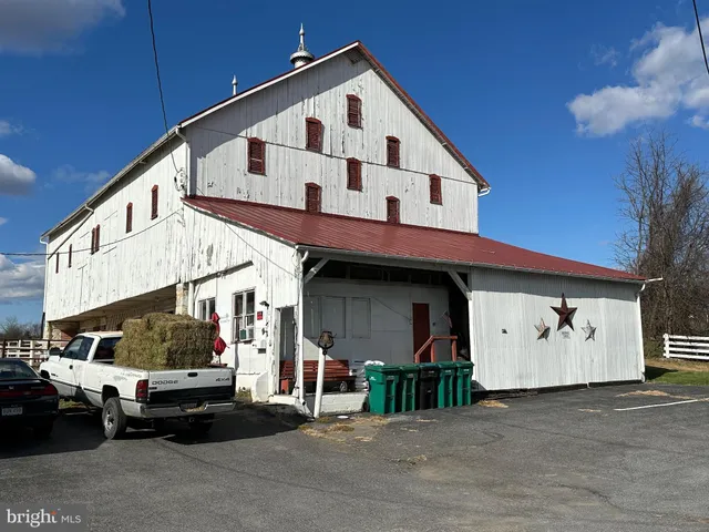 $1,600,000 | 1585 Gardners Lane, Shepherdstown, WV 25443