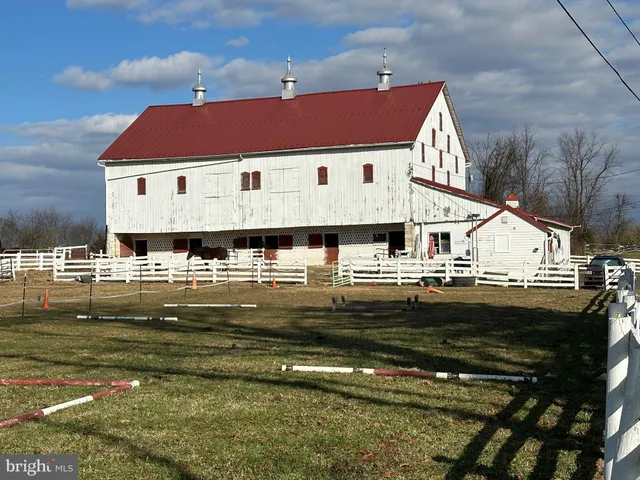 $1,600,000 | 1585 Gardners Lane, Shepherdstown, WV 25443